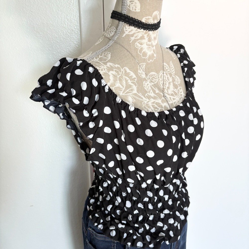 Black White Polka Dot Smocked Off Shoulder Crop Top Sz XS-S - Picture 3 of 7
